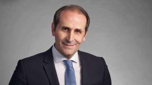 Βεσυρόπουλος στο capital.gr: Μελετάμε μείωση των φορολογικών συντελεστών για εισοδήματα άνω των 10.000 ευρώ