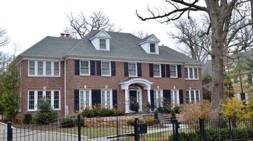 "Home Alone": Η εμβληματική έπαυλη ανακαινίζεται ξανά για να μοιάζει όπως ήταν στην ταινία [εικόνες]