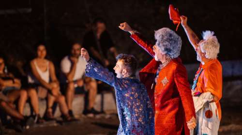 Θεσσαλικό Θέατρο: Στην Αθήνα η πρωτοποριακή παράσταση &quot;Ο Αριστοφάνης Ονειρεύεται Λυσιστράτη + Πραξαγόρα&quot;