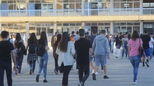 Από αύριο ξεκινούν οι ηλεκτρονικές αιτήσεις για Γενικά και Επαγγελματικά Λύκεια