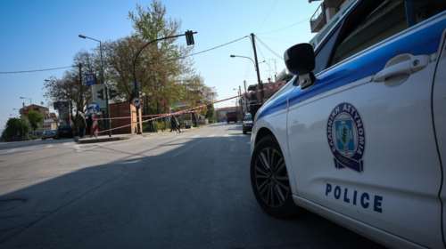 Θρίλερ στη Χαλκίδα: Απειλούσε να πετάξει τη γυναίκα από το μπαλκόνι- Πετάχτηκαν οι γείτονες από τις κραυγές