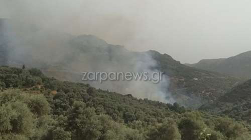 Φωτιά στην Κρήτη: Πύρινο μέτωπο στην ορεινή περιοχή του Κακοδικίου - Εκκενώθηκαν σπίτια [Εικόνες-Βίντεο]