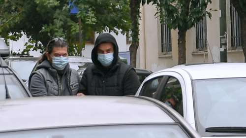 Βόλος: Οι πρώτες δηλώσεις της αδελφής του δικηγόρου - &quot;Γιατί άφησαν τον δολοφόνο της μητέρας μου να ξεφύγει;&quot;