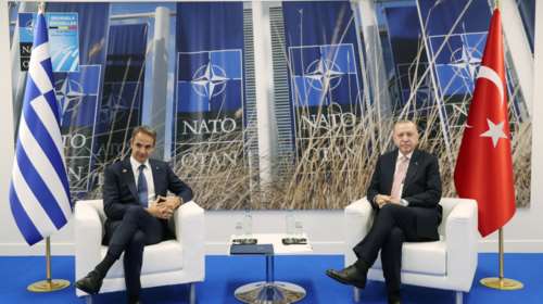 Ελληνοτουρκικό πόκερ στη Μαδρίτη: Με χάρτες και στοιχεία για τις προκλήσεις ο Μητσοτάκης - Δείπνο με Ερντογάν