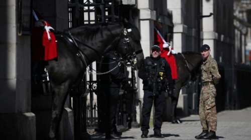 Βρετανία: Στους 335 οι νεκροί - &quot;Επιστρέψτε αμέσως&quot; λέει το ΥΠΕΞ στους Βρετανούς που ταξιδεύουν