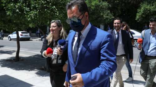 Γεωργιάδης: Πολύ αυστηρότερη η λειτουργία των καταστημάτων σε σχέση με τον Ιούνιο