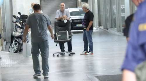 Κορονοϊός: Μόνο με ραντεβού στις ΔΟΥ της Αττικής