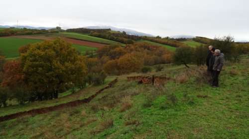 Ο σεισμός μεγάλωσε την απόσταση Τρίκαλα - Λάρισα κατά… 40 εκατοστά