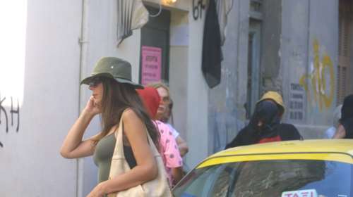 Το Σωματείο Εκδιδόμενων Ελλάδος διαχωρίζει τη θέση του από τις καταγγελίες Καρατζιώτη: &quot;Στους οίκους ανοχής δεν βάζουμε ανήλικα&quot;