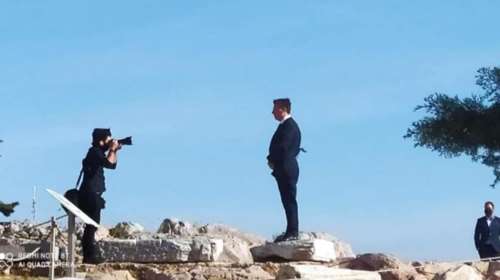 Βαρβιτσιώτης: Fake news ότι φωτογραφήθηκα σε περιφραγμένο χώρο στην Ακρόπολη - Καρφιά από ΣΥΡΙΖΑ