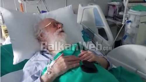 Κορονοϊός: Συγκλονίζει ο Αρχιεπίσκοπος Αναστάσιος από τη ΜΕΘ - &quot;Να προσέχετε, ο ιός είναι επικίνδυνος&quot; [βίντεο]