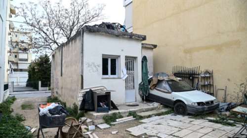 Βιασμός 15χρονου στο Ίλιον: &quot;Δεν έχω καμία σχέση μαζί τους&quot;, λέει η ιδιοκτήτρια του σπιτιού