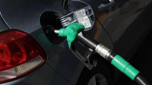 Kαύσιμα: Σε ποια νησιά &quot;πέταξε&quot; η βενζίνη πάνω από 2,70 το λίτρο - Ράλι της τιμής και στην Αττική [Βίντεο]