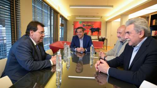 Αλέξης Τσίπρας σε Πρυτάνεις: Να αποσυρθεί το νομοσχέδιο Κεραμέως που καταργεί τη Δημοκρατία στα Πανεπιστήμια
