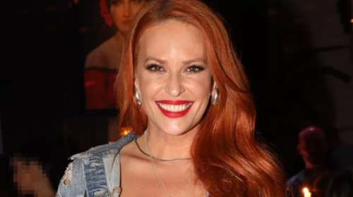 Η Σίσσυ Χρηστίδου μπήκε στη κουζίνα της - Η σπιτική μαρμελάδα φράουλα