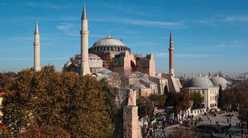 Διεθνής Τύπος για Αγία Σοφία: Ο Ερντογάν &quot;αψηφά την Ευρώπη&quot; και βάζει τέλος &quot;στο όραμα του Μουσταφά Κεμάλ&quot;