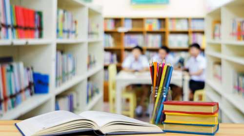 &quot;Αυτοί που αγάπησαν την Ελλάδα&quot;: Διαγωνισμός συγγραφής και εικονογράφησης παιδικού βιβλίου