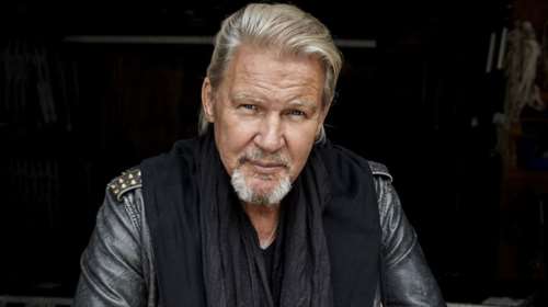 Johnny Logan: Ο θρύλος της Eurovision έρχεται στην Αθήνα