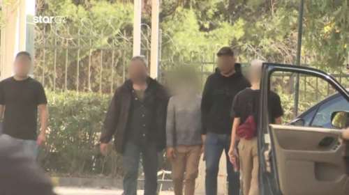 Φονικό στη Μάνδρα: Ελεύθερος ο 14χρονος που σκότωσε τον 17χρονο αδερφό του με καραμπίνα