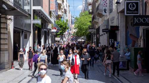 Κορονοϊός: Στη δίνη της πανδημίας η Αττική με 1190 νέα κρούσματα - Στο &quot;κόκκινο&quot; Θεσσαλονίκη, Ηράκλειο και Ρέθυμνο