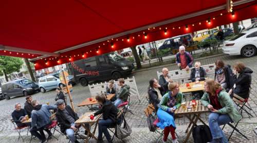 Κορονοϊός: Μερική αίσθηση κανονικότητας επιστρέφει στην Ευρώπη - Ο οδικός χάρτης της άρσης των περιοριστικών μέτρων