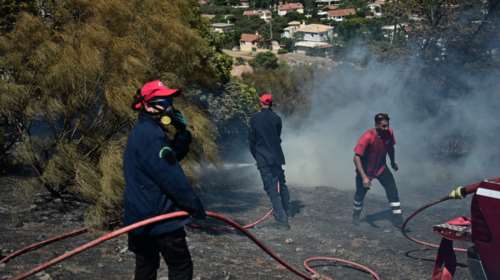 Διπλό πύρινο μέτωπο στην Κρήτη: Φωτιές σε Ηράκλειο και  Χανιά - Μήνυμα από το 112 για την πυρκαγιά στα Τεμένια