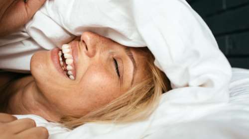 Οι 7 απρόσμενες τροφές που λειτουργούν ως φυσικά υπνωτικά