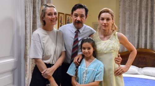 &quot;Μια νύχτα του Αυγούστου&quot;: Η συνέχεια της σειράς &quot;Νησί&quot; κάνει πρεμιέρα στην ΕΡΤ - Με εξαιρετικό καστ ηθοποιών