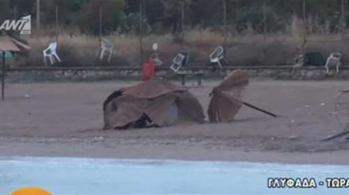 Επεισοδιακό κορονο-beach πάρτι 2.000 ατόμων στη Γλυφάδα: &quot;Η πλειοψηφία ήταν ανήλικοι&quot;, λέει ο δήμαρχος