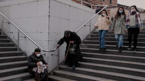 Σαρώνει ο κορονοϊός στην Τουρκία: 50.000 κρούσματα σε 24 ώρες - Υψηλό τριμήνου στους ημερήσιους θανάτους