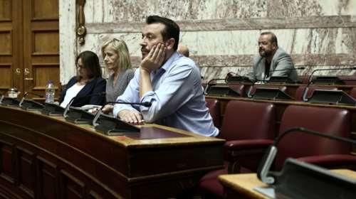 Κ.Ο. ΣΥΡΙΖΑ: &quot;Δε μου συγχωρούν τις άδειες&quot;, λέει ο Παππάς - Ηχηρή σιωπή Σκουρλέτη - Τσακαλώτου