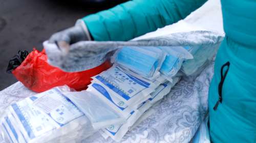 Κορονοϊός: Παγκόσμιος &quot;πόλεμος&quot; χωρίς κανένα έλεος για την προμήθεια μασκών