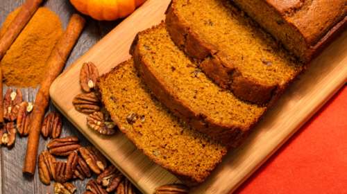 Συνταγή για φανταστικό κέικ κολοκύθας - Αφράτο, με όλα τα φθινοπωρινά αρώματα