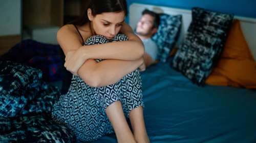 Ασκητής: Αύξηση 65% του διαδικτυακού σεξ, πτώση 45% πραγματικών επαφών μέσα την πανδημία