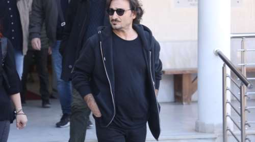 Οι απίθανες ατάκες του Βασίλη Χαραλαμπόπουλου για τις κατακτήσεις του: &quot;Ήμουν... σπουργιτάκι&quot;