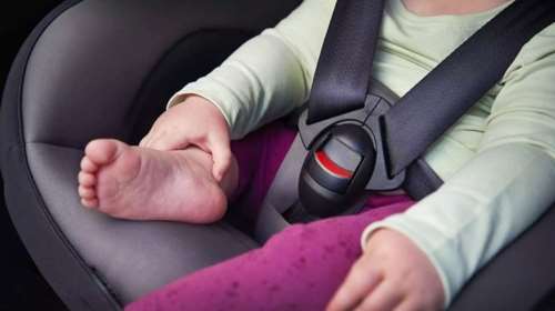 Συναγερμός στη Θεσσαλονίκη: Αγοράκι 2,5 ετών έμεινε κλειδωμένο σε αμάξι