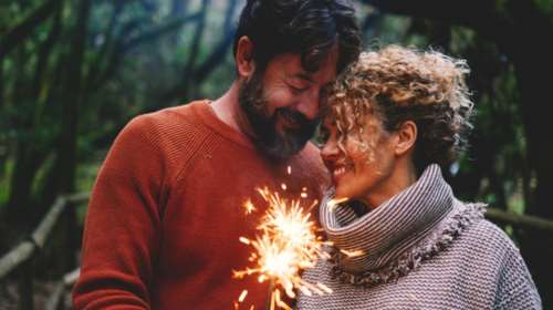 5 πράγματα που πρέπει να γνωρίζουν οι άντρες για την εμμηνόπαυση