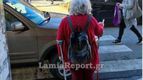 Λαμία: Οδηγός έκλεισε την διάβαση πεζών και... έβριζε όσους διαμαρτύρονταν - &quot;Δεν θα γίνω ζώο σαν και αυτόν&quot; [εικόνα - βίντεο]