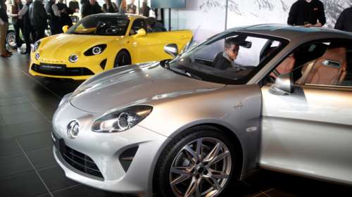 Ο κορονοϊός ακύρωσε και τη Διεθνή Εκθεση Αυτοκινήτου στο Παρίσι