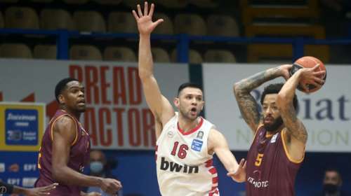 Πέρασε σίφουνας από το Περιστέρι ο Ολυμπιακός