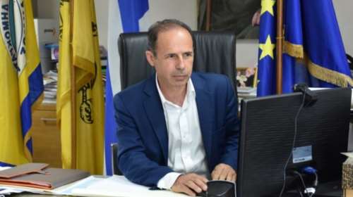 Κορονοϊός: Θετικός με ήπια συμπτώματα ο δήμαρχος Ραφήνας Βαγγέλης Μπουρνούς