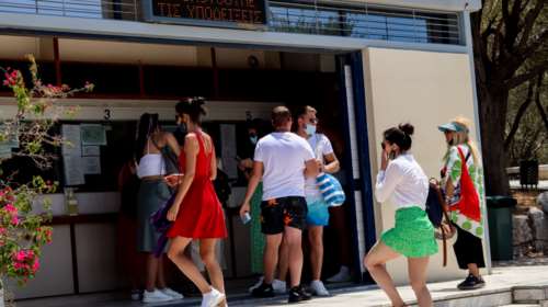 Πώς θα λειτουργήσουν οι έλεγχοι στην εστίαση και η κάρτα των 150 ευρώ