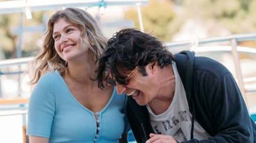 &quot;Maestro&quot;: Η Κλέλια Ανδριολάτου ποζάρει πιο όμορφη από ποτέ στα γυρίσματα της σειράς