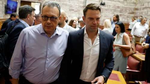 Σκληρή επίθεση Φάμελλου στον Κασσελάκη: Πάλι καλά που δεν είπε "Γερούν γερά" - Εδωσε τα διαπιστευτήριά του στον Μητσοτάκη