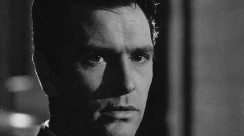 Κούκλοι: Ο Νίκος Κούρκουλος με τον γιο του, Αλκη στα &#39;90s, με το ίδιο ύφος - Σπάνια φωτογραφία