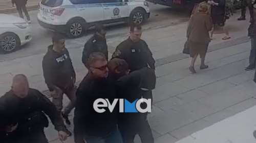 Χαλκίδα: Ξεκίνησε η απολογία των τεσσάρων συλληφθέντων για το φονικό του 20χρονου Μάριου