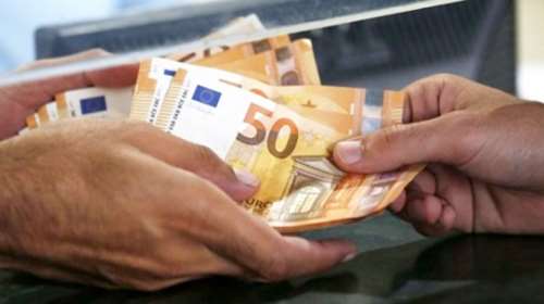 Ιλιγγος με την αύξηση των επιτοκίων - &quot;Πλήρωνα δόση δανείου 1.088 ευρώ και πήγε στα 1.500 ευρώ&quot;