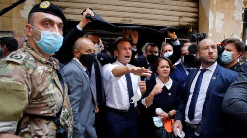 Έκρηξη στη Βηρυτό - Οργή λαού: Ζητούν βοήθεια από τον Μακρόν για να &quot;ρίξουν το καθεστώς&quot; [Εικόνες]