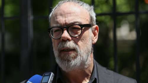 Απίστευτο άρθρο Κυρίτση: &quot;Η κυβέρνηση σκηνοθετεί έναν πόλεμο στον Έβρο&quot;