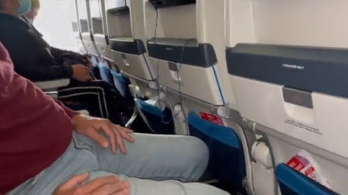 Μετάλλαξη Μποτσουάνα: Η στιγμή που η Ολλανδία μπλοκάρει πτήση από τη Νότια Αφρική - &quot;Δεν μου επιτρέπουν να βγω&quot; [Βίντεο]